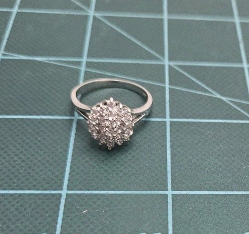 Vintage 90s 925 Sterling Silver Oval Cubic Zirconia CZ Cluster Ring Size 9.5